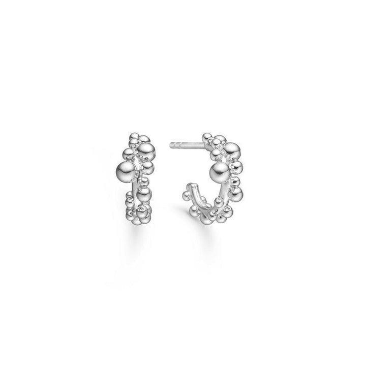 Mads Z Silver Bubbles Creole örhängen med ekologiska bolldetaljer i blank silver, Modell 2110066-1.