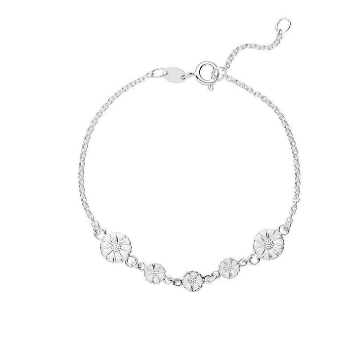 Daisy silverarmband med fina tusensköna blommor på kedja i blank silverfinish, modell 90117519-h-90117519-h-1