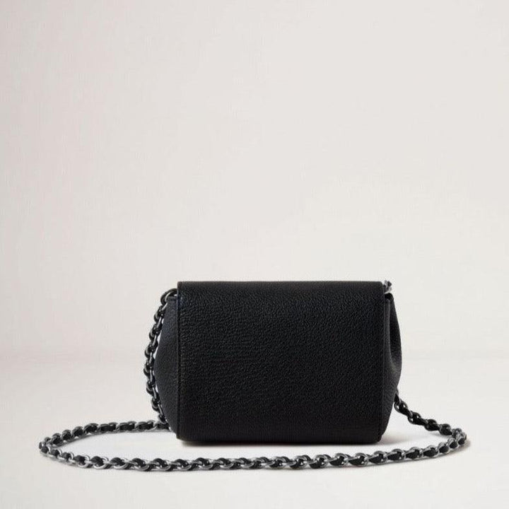 Mulberry Mini Lily Svart Silvertonad axelväska i svart läder med silverkedja. Modell RL7745874A237