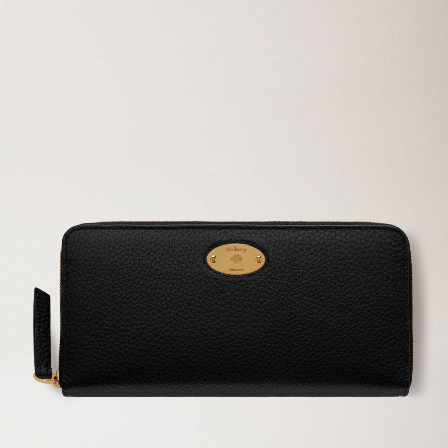 mulberry-Plånbok-plakett-8-kort-dragkedja-väska-liten-klassisk-korn-svart i svart läder med guldplåt, modell RL5676013A100