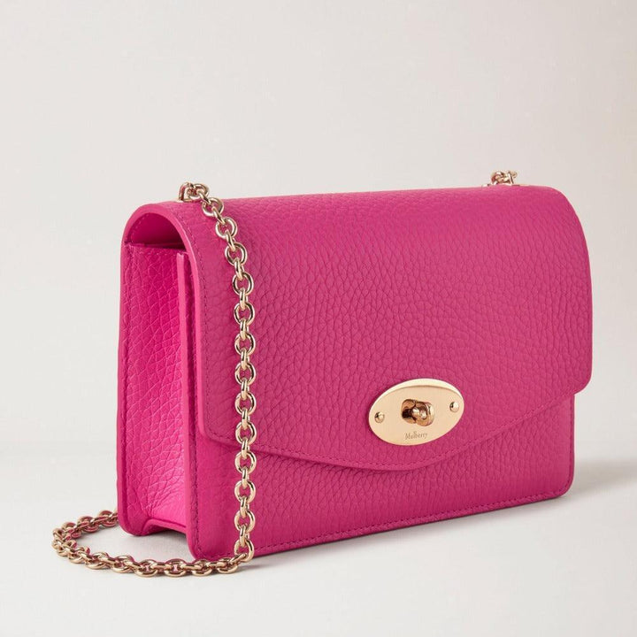 Mulberry Liten Darley med rosa läderkedja, fram och sida, modell RL6845736J191.