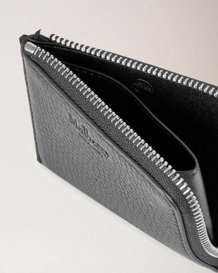 Mulberry Plånbok med dragkedja Heavy Grain Black visar en elegant svart Plånbok i starkt, präglat läder, modell RL6360/736A100