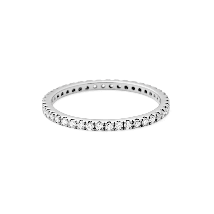 Ro Copenhagen 18kt Rock Classic Diamond Ring Vitguld med små diamanter i slimmad design, modell 106254-001-1.