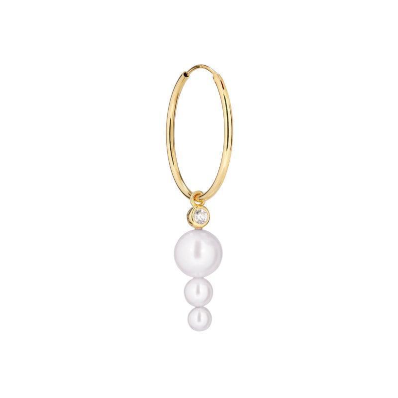 Toujours Hoop with pearls visar en elegant guldfärgad båge med tre vita pärlor och en klar sten. Modell SS2112-SS2112-1
